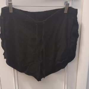 Mossimo Supply Co. Women's Jet Black Casual Cloth Drawstring Shorts Size Medium